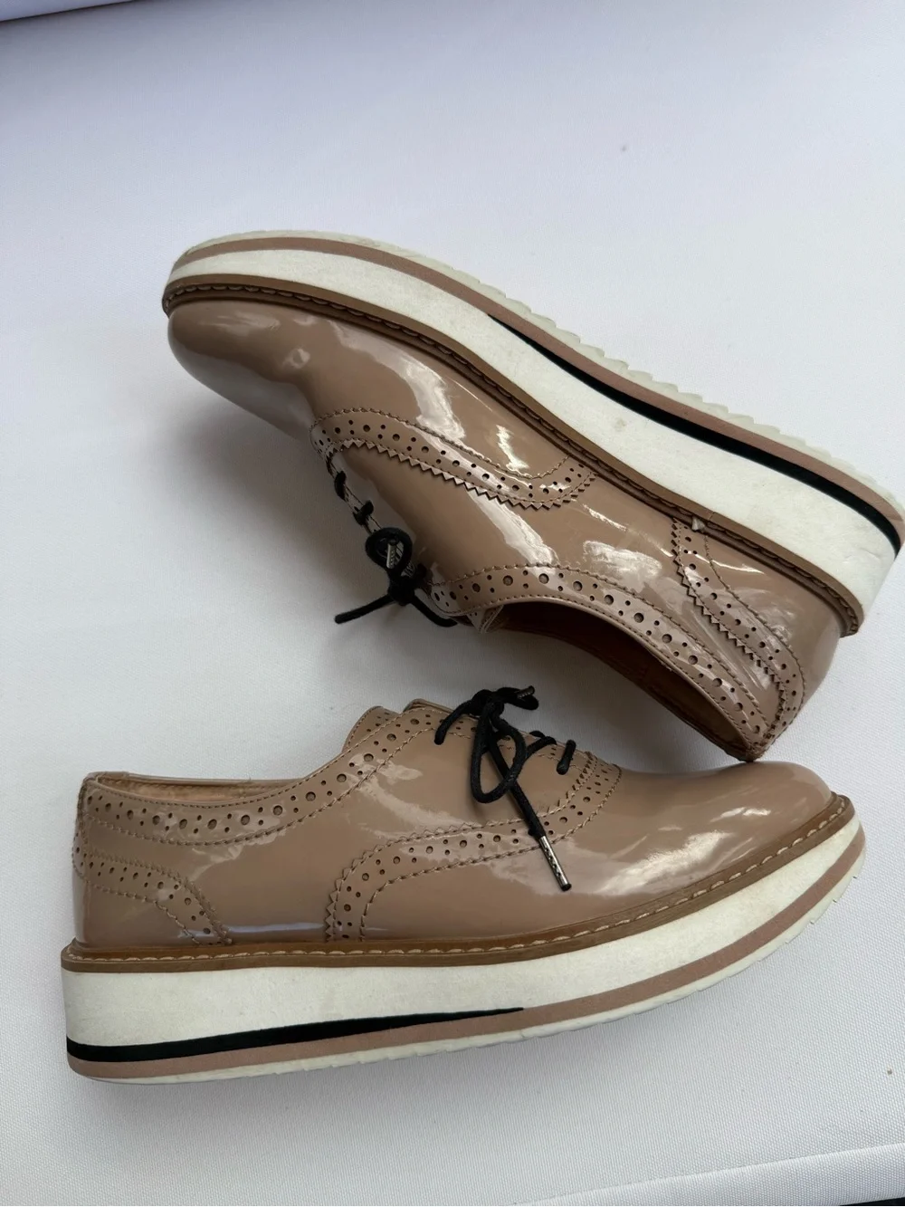 Zara sleek patent